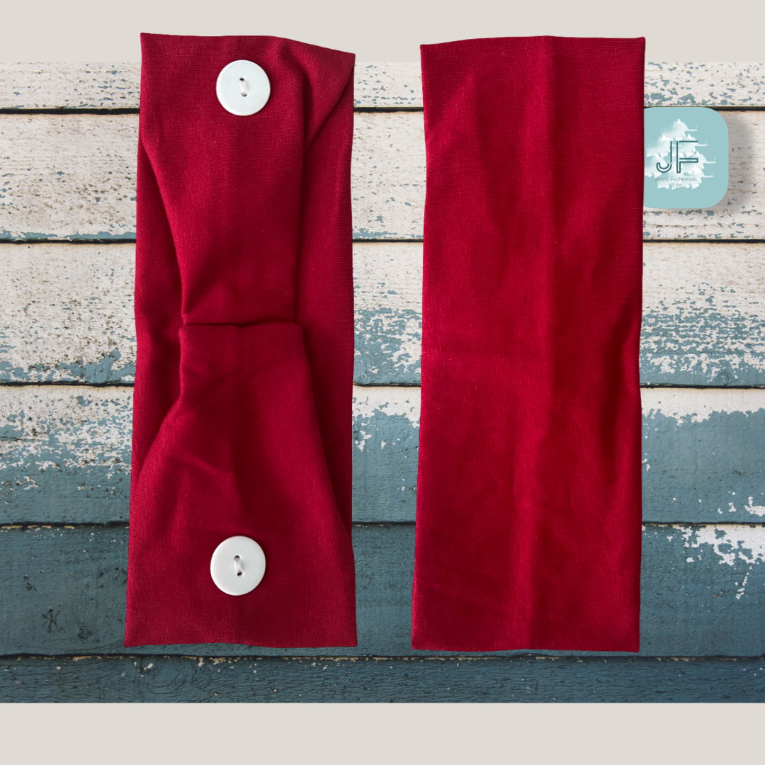 FREE SCRUNCHIE or HEADBAND WHEN YOU  BUY A SET OF SCRUBS